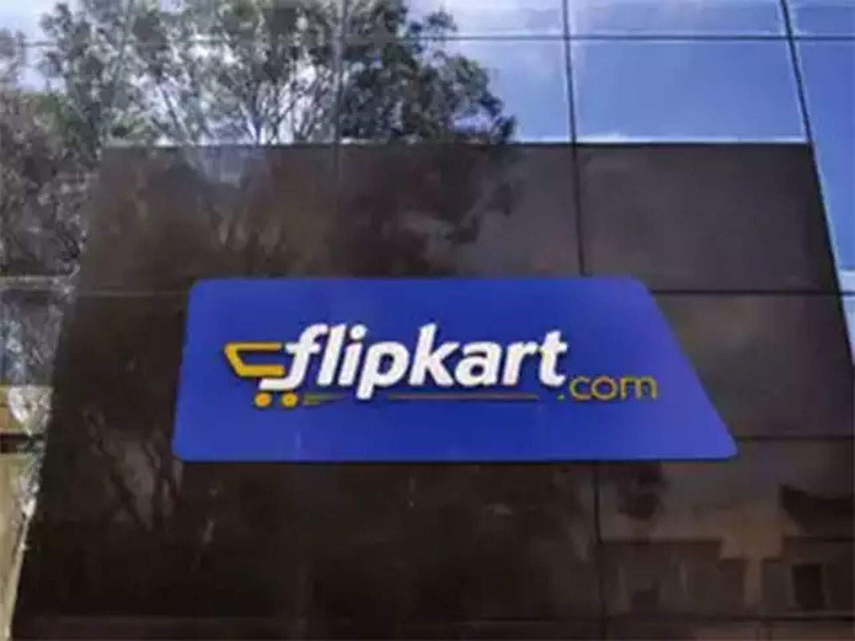 Flipkart: Flipkart partially spins off PhonePe in $700 million fundraising round - Latest News