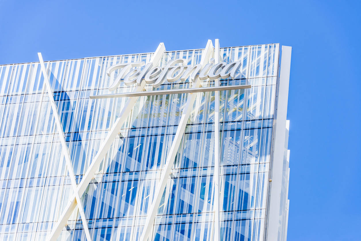 Telefonica: Telefonica cuts dividend as pandemic crimps 2020 earnings - Latest News