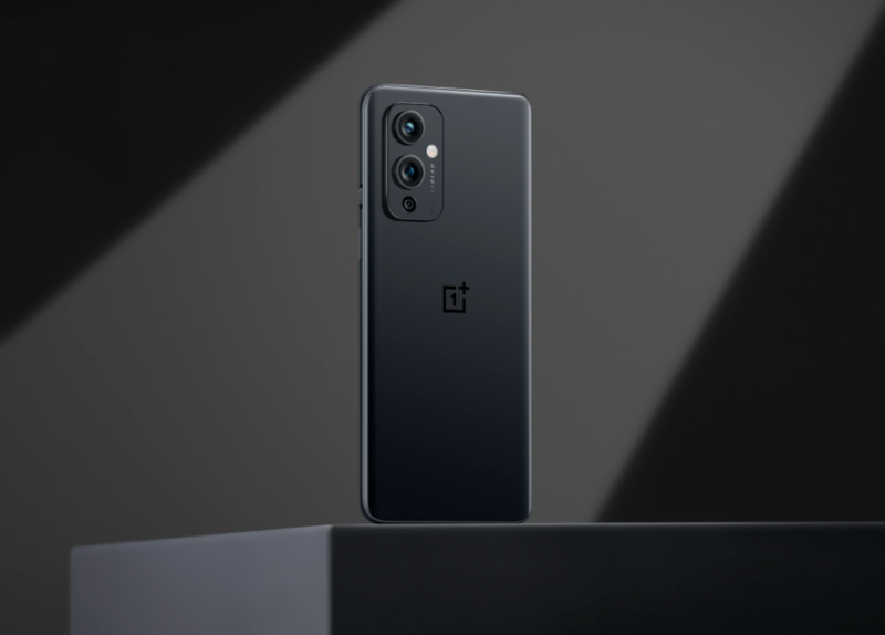 When OnePlus used an iPhone to promote its latest smartphones