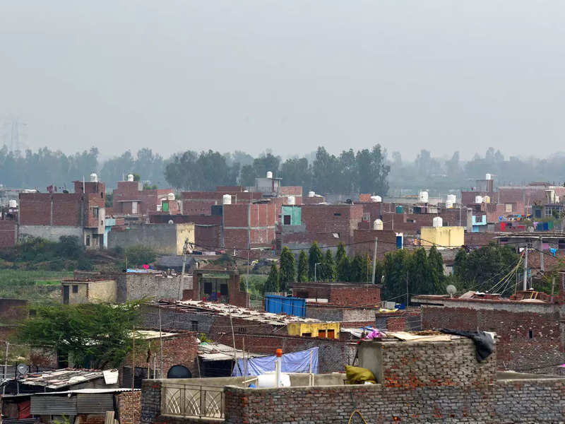 Indian website records slum lives, evictions to tackle housing crisis