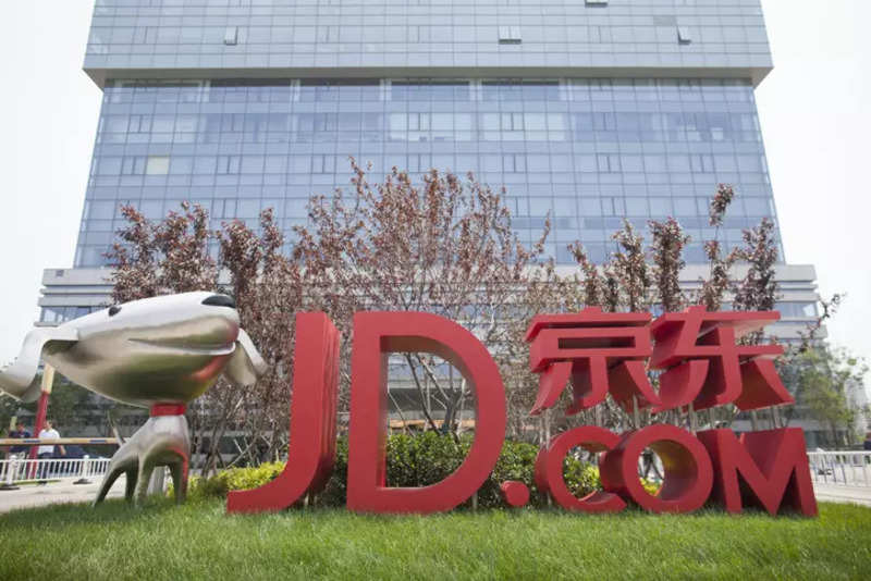 JD.com beats second-quarter sales estimates on online strength