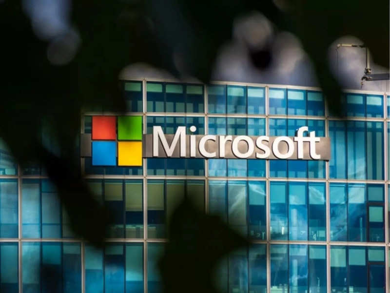 Productivity paranoia making hybrid work unsustainable, says Microsoft report