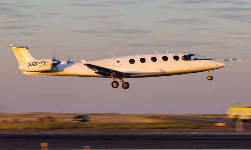 This is the world's first all-electric airplane which accomplished its first flight in the US