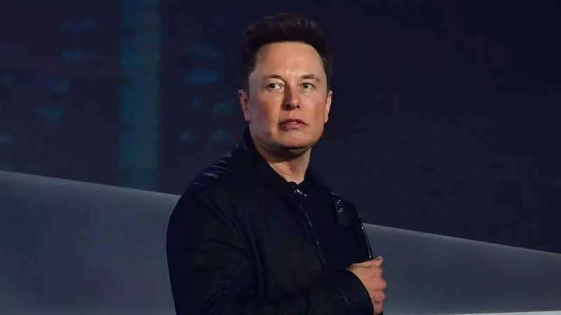 Amid Twitter turmoil, Elon Musk takes stand in $56 billion Tesla pay trial