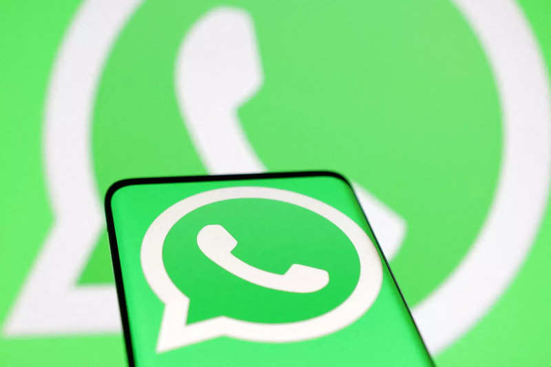 WhatsApp working on feature to let users report status updates